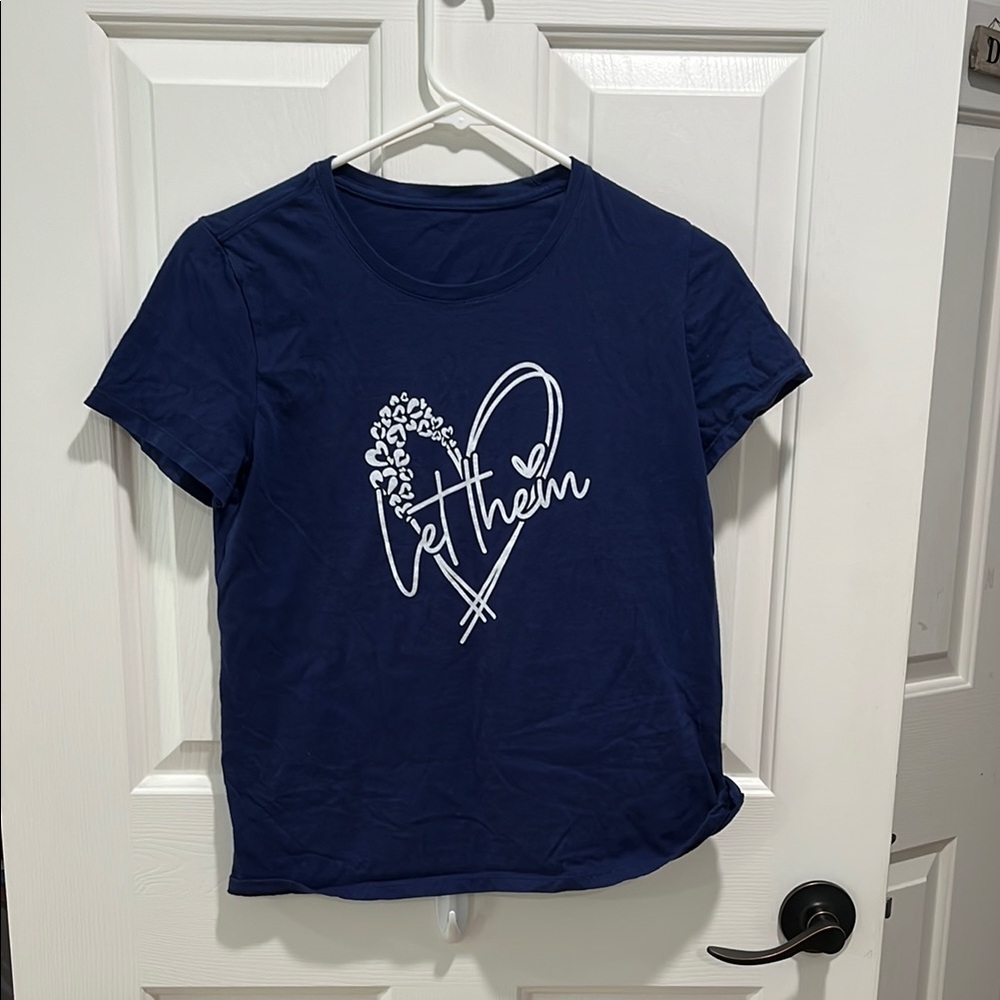 Gildan Blue and White Short Sleeve Tee with Heart Design